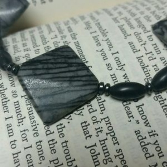 Vintage | Jasper Geometric Necklace - Picture 3 of 7